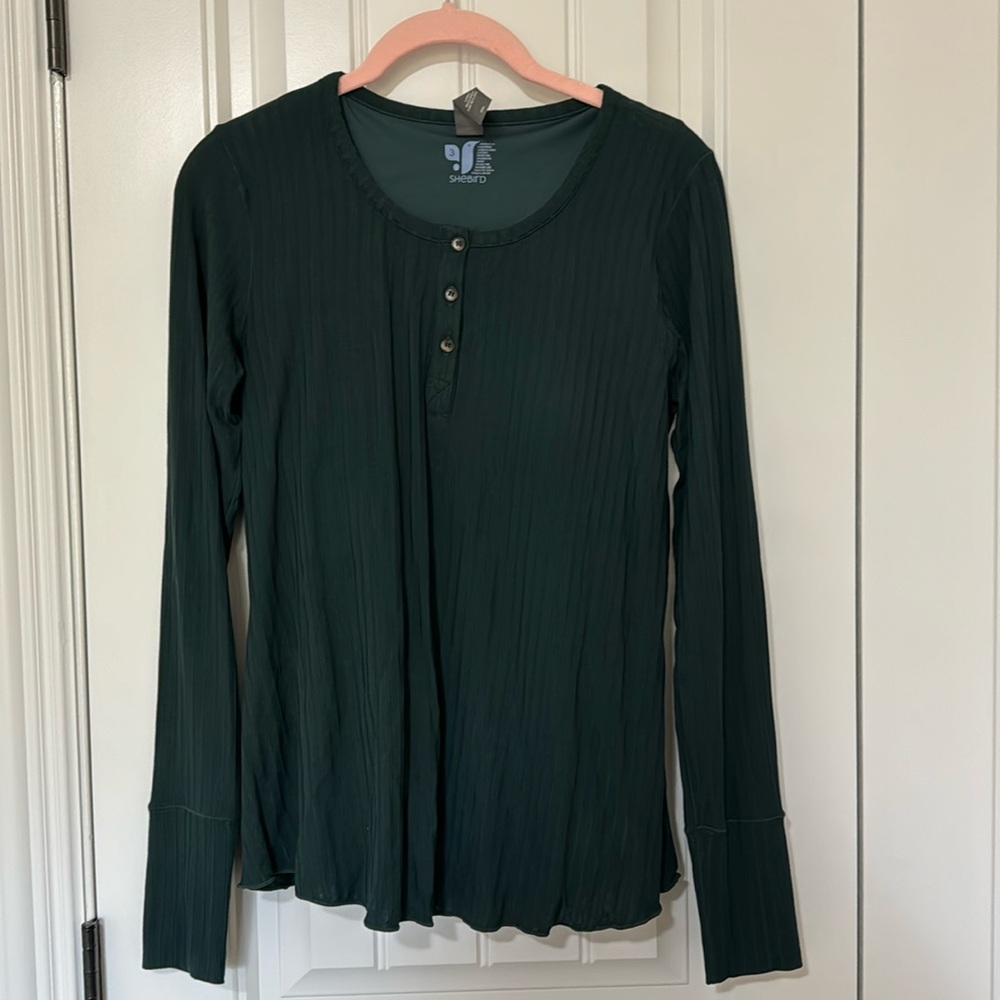 New with Tag Shebird green long sleeve with built in bra top